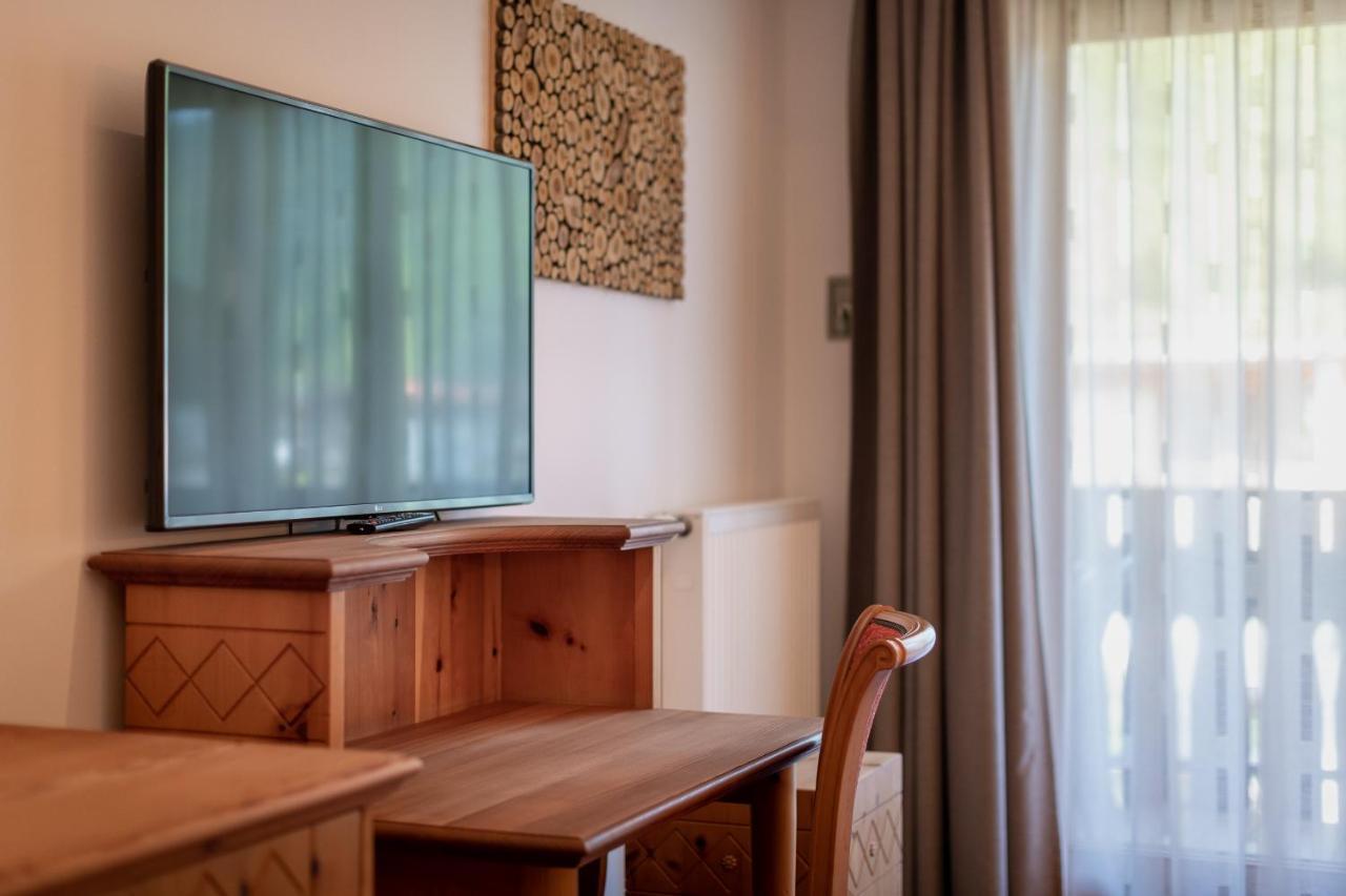Hotel Christine Гаргаццоне Экстерьер фото