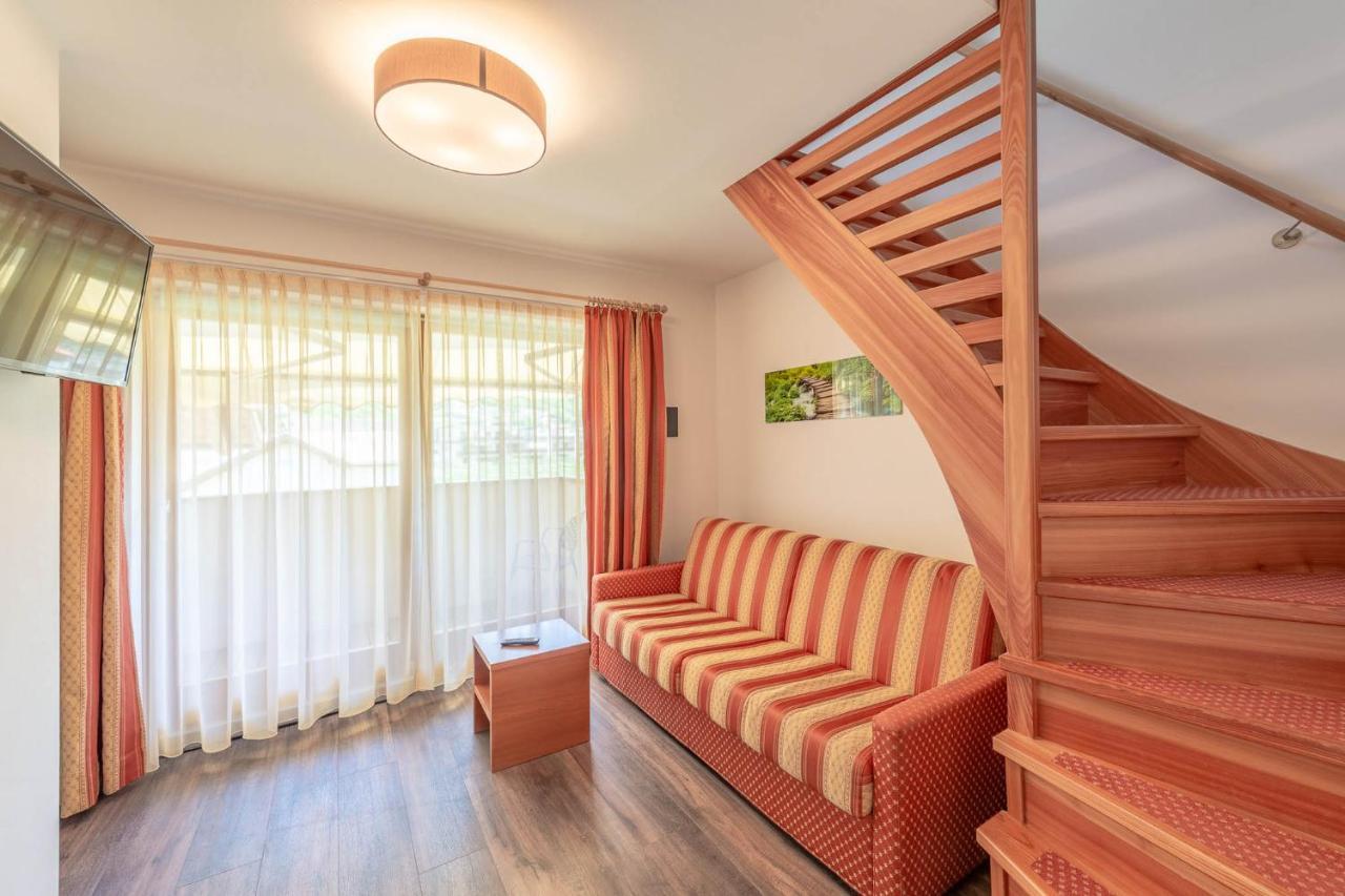 Hotel Christine Гаргаццоне Экстерьер фото